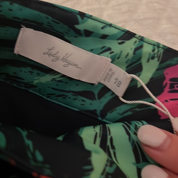 Lady Hagen Tropic Scalloped Skort Hi Def/Dark Navy Size 18 - Picture 2 of 2